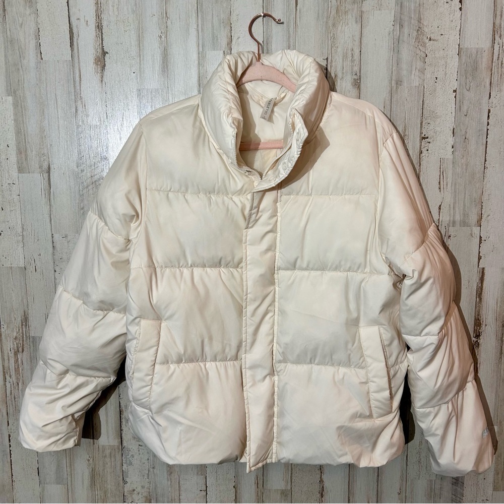 Fabletics Ivory Puffer Jacket Size Small | Cozy Winter Coat - Picture 2 of 9